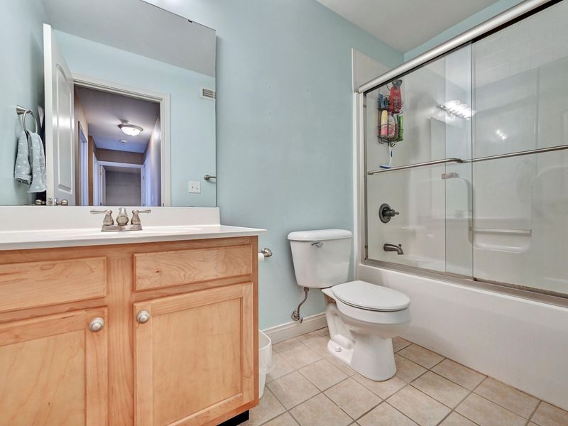 1865 Quarry Oaks Drive, Florence, KY 41042 Photo 14
