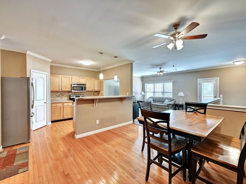 1865 Quarry Oaks Drive, Florence, KY 41042 Photo 4