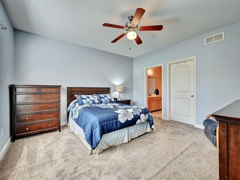 1865 Quarry Oaks Drive, Florence, KY 41042 Photo 8