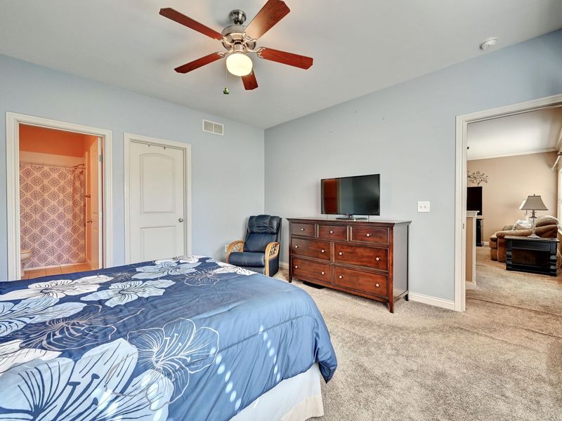1865 Quarry Oaks Drive, Florence, KY 41042 Photo 9
