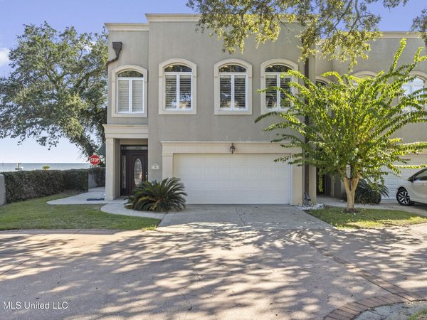 1478 Beach Boulevard, Biloxi, MS 39530