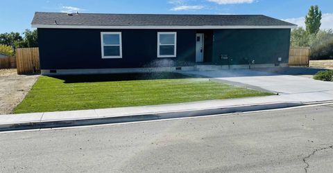 219 Purple Sage Drive, Yerington, NV 89447 Photo