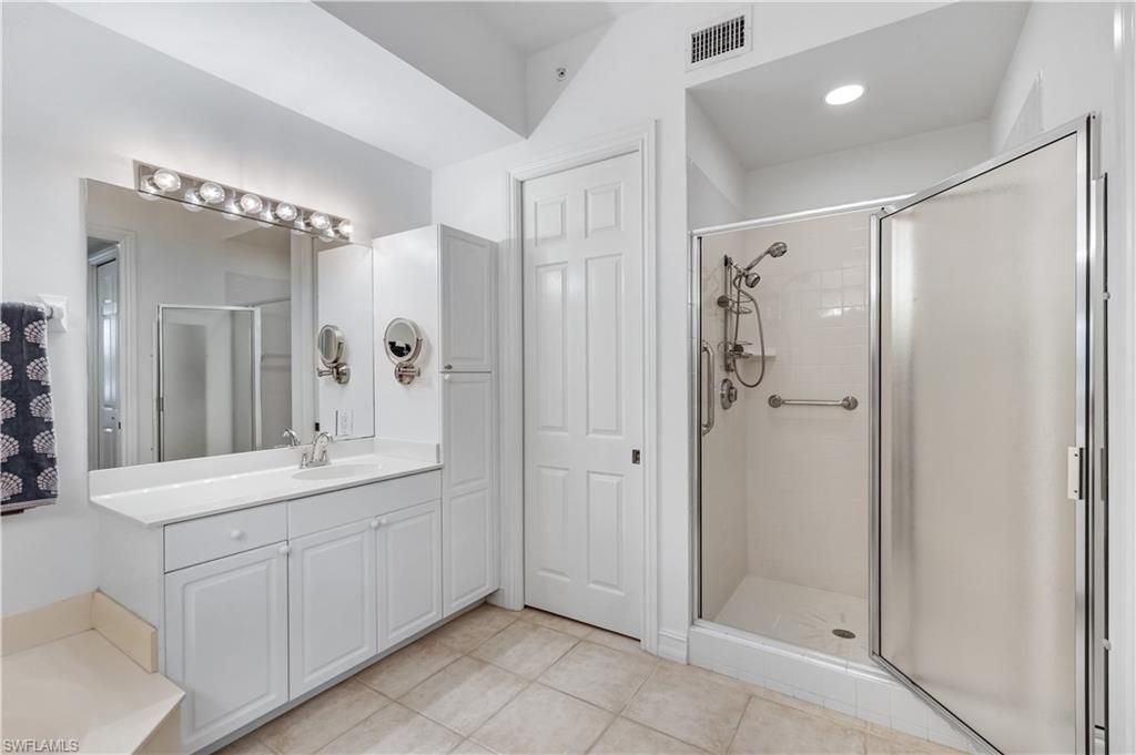 820 Bentwater Cir , Unit 101, Naples, FL 34108 Photo