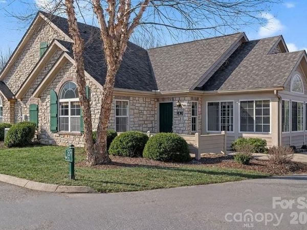 6 Mountain Meadow Circle , Weaverville, NC 28787