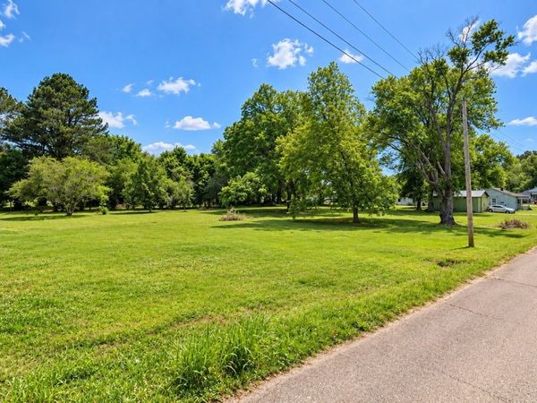 304 Holmes St , South Fulton, TN 38257