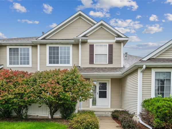 4251 Eisenhower Lane, Unit 2, Ames, IA 50010