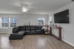 535 Silverbow Drive photo 4