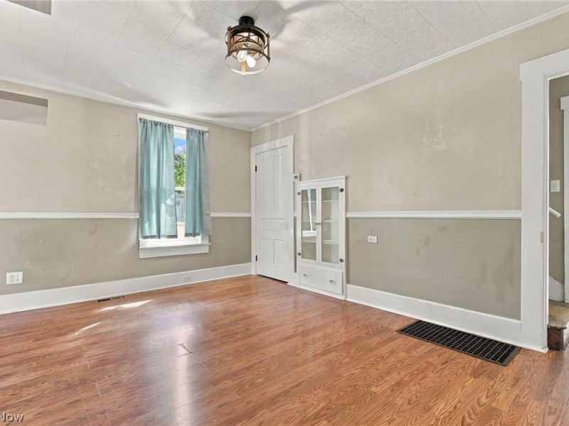 49 W 8th Street, Dresden, OH 43821 Photo 8