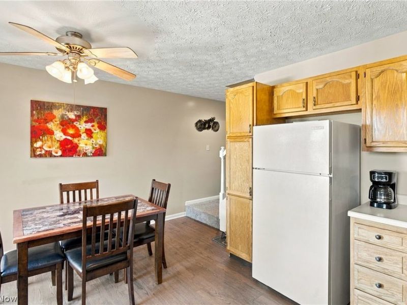 3704 N Viona Drive, Akron, OH 44319 Photo 13
