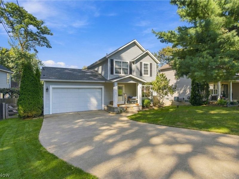 3704 N Viona Drive, Akron, OH 44319 Photo 3