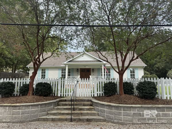 257 Fig Avenue, Fairhope, AL 36532
