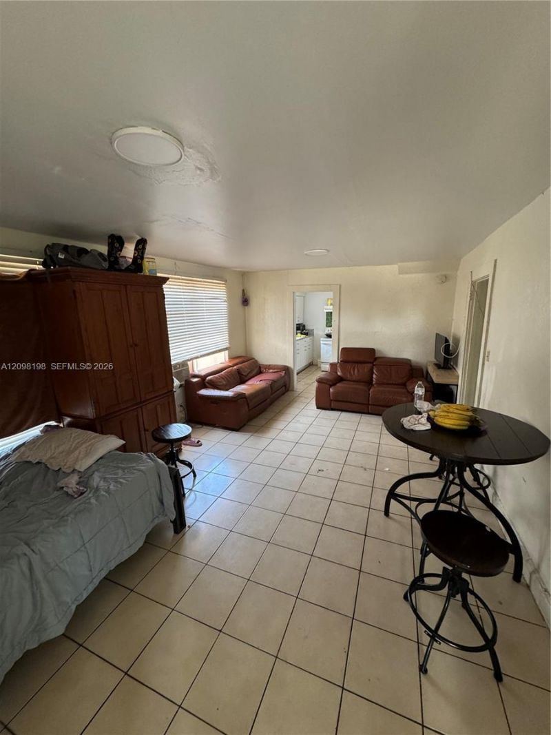 609 NW 58th Ave , Miami, FL 33126 Photo