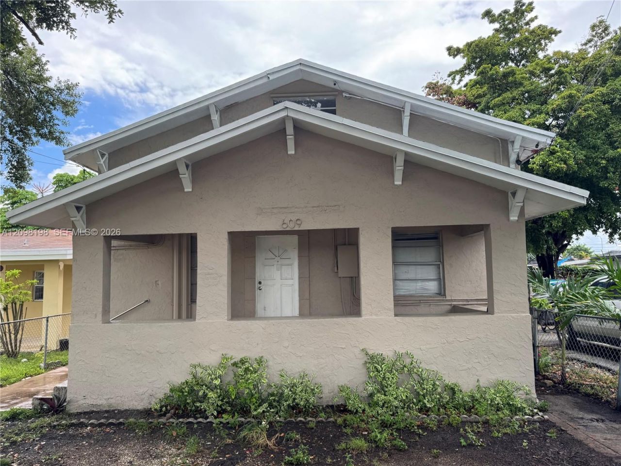 609 NW 58th Ave , Miami, FL 33126 Photo