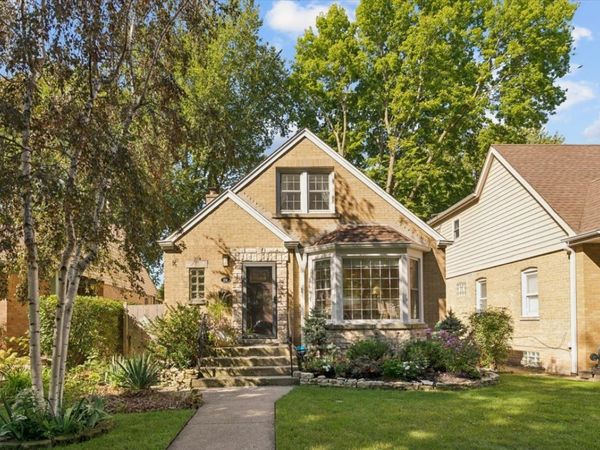 216 Richmond Street, Evanston, IL 60202