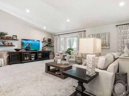 1036 Wisteria Drive, Minden, NV 89423 Photo