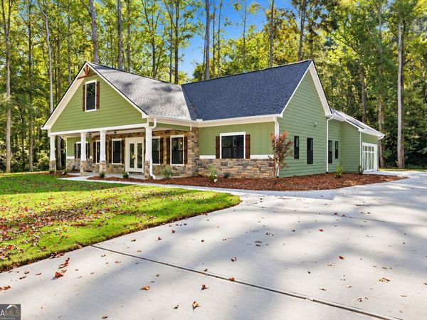 324 Fern Valley Drive, Toccoa, GA 30577