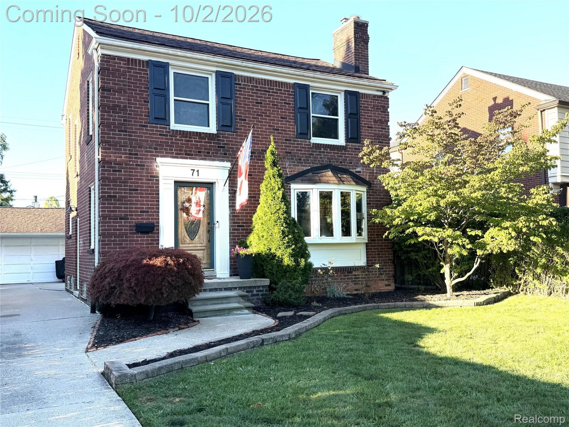 71 Vernier Road, Vlg Of Grosse Pointe Shores, Mi 48236 Main Photo