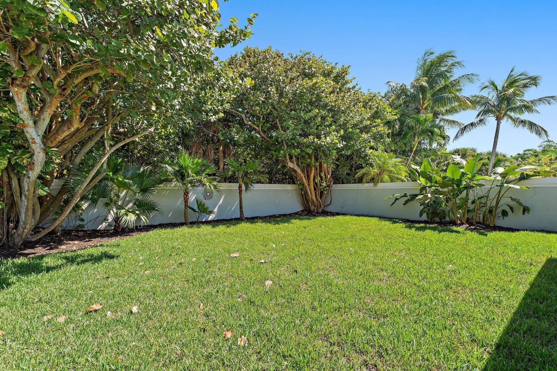 139 Sand Pine Drive, Jupiter, FL 33477 Photo