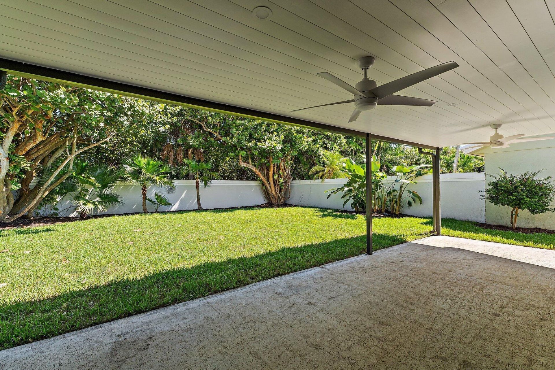 139 Sand Pine Drive, Jupiter, FL 33477 Photo