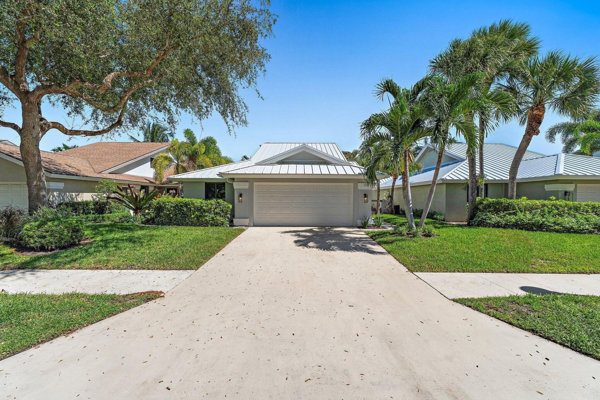 139 Sand Pine Drive, Jupiter, FL 33477 Photo