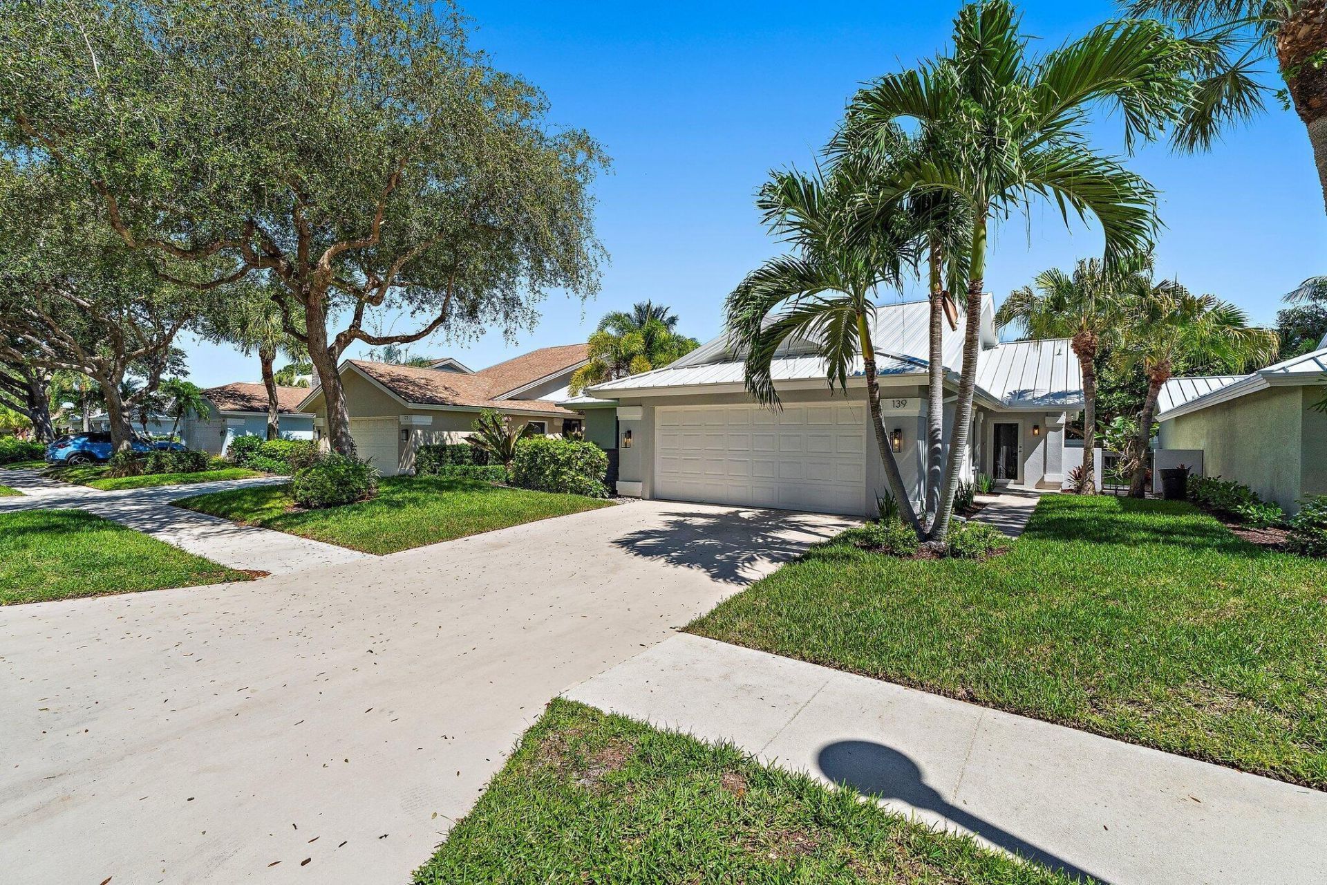 139 Sand Pine Drive, Jupiter, FL 33477 Photo