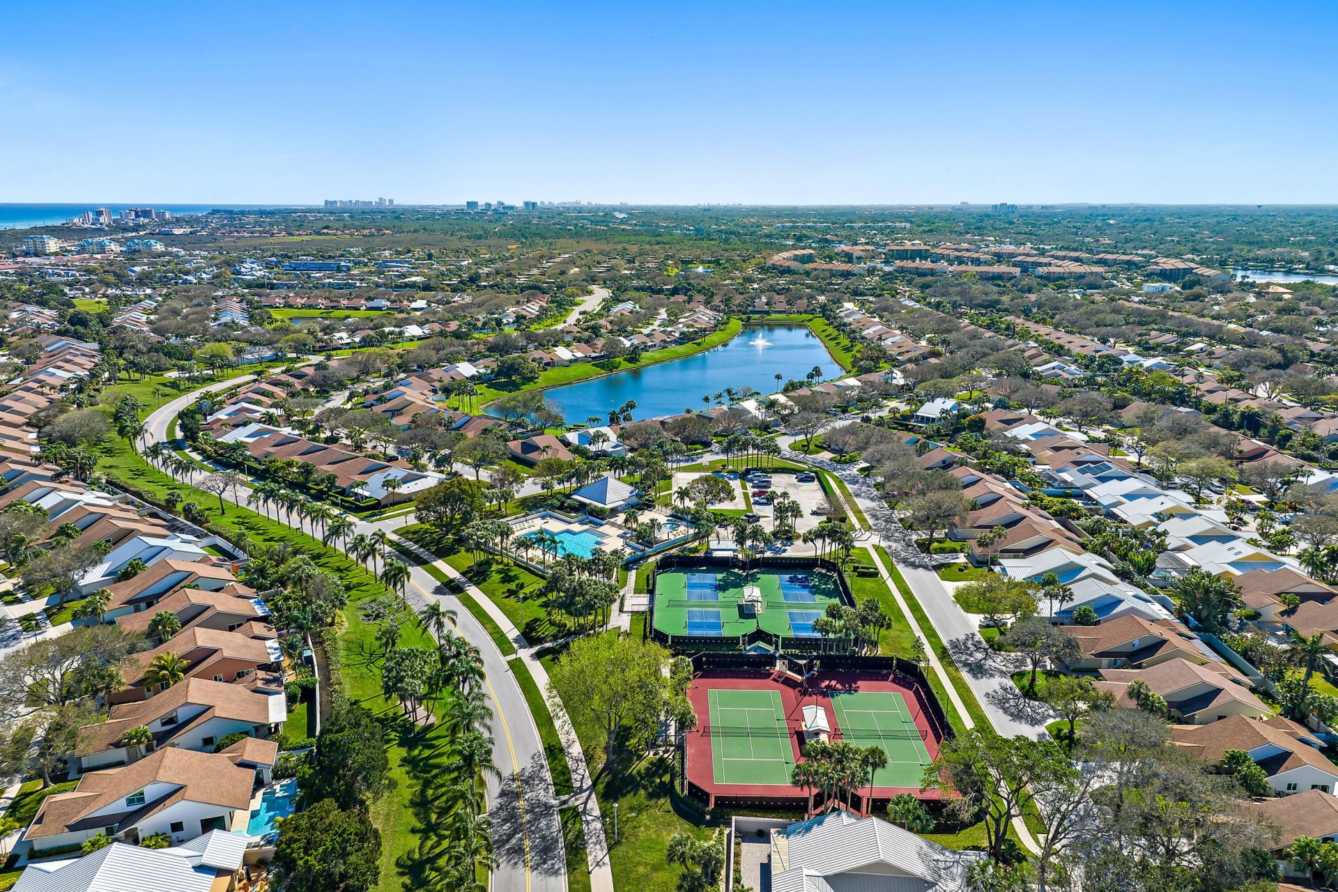 139 Sand Pine Drive, Jupiter, FL 33477 Photo