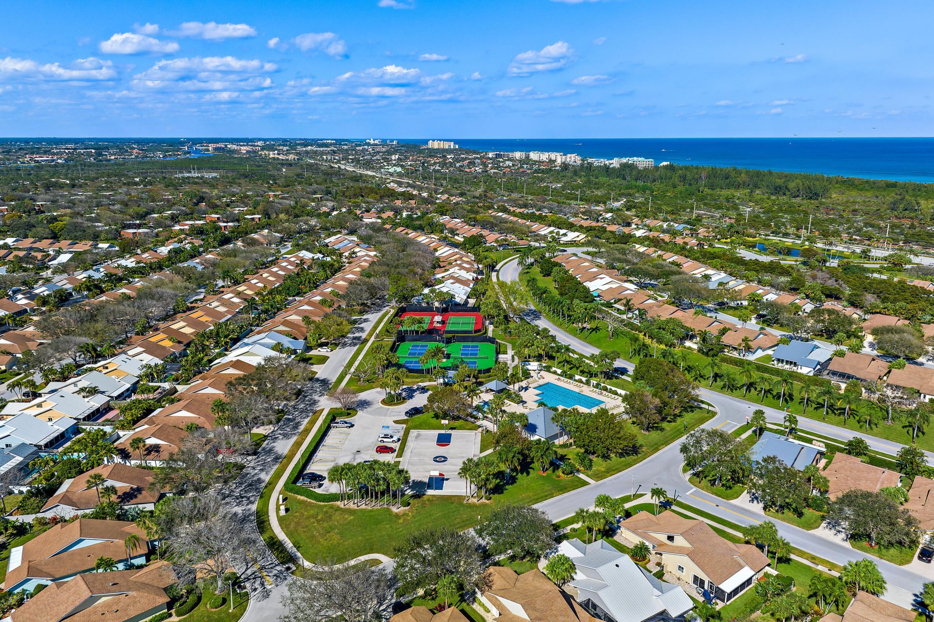 139 Sand Pine Drive, Jupiter, FL 33477 Photo