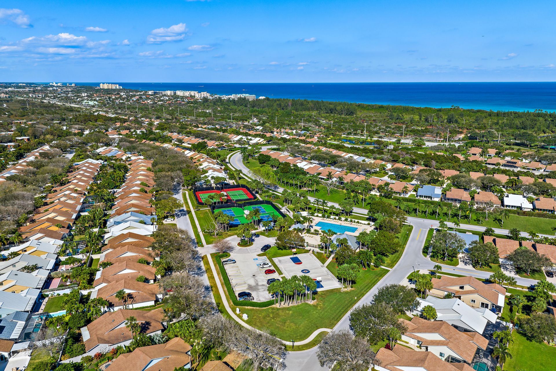 139 Sand Pine Drive, Jupiter, FL 33477 Photo