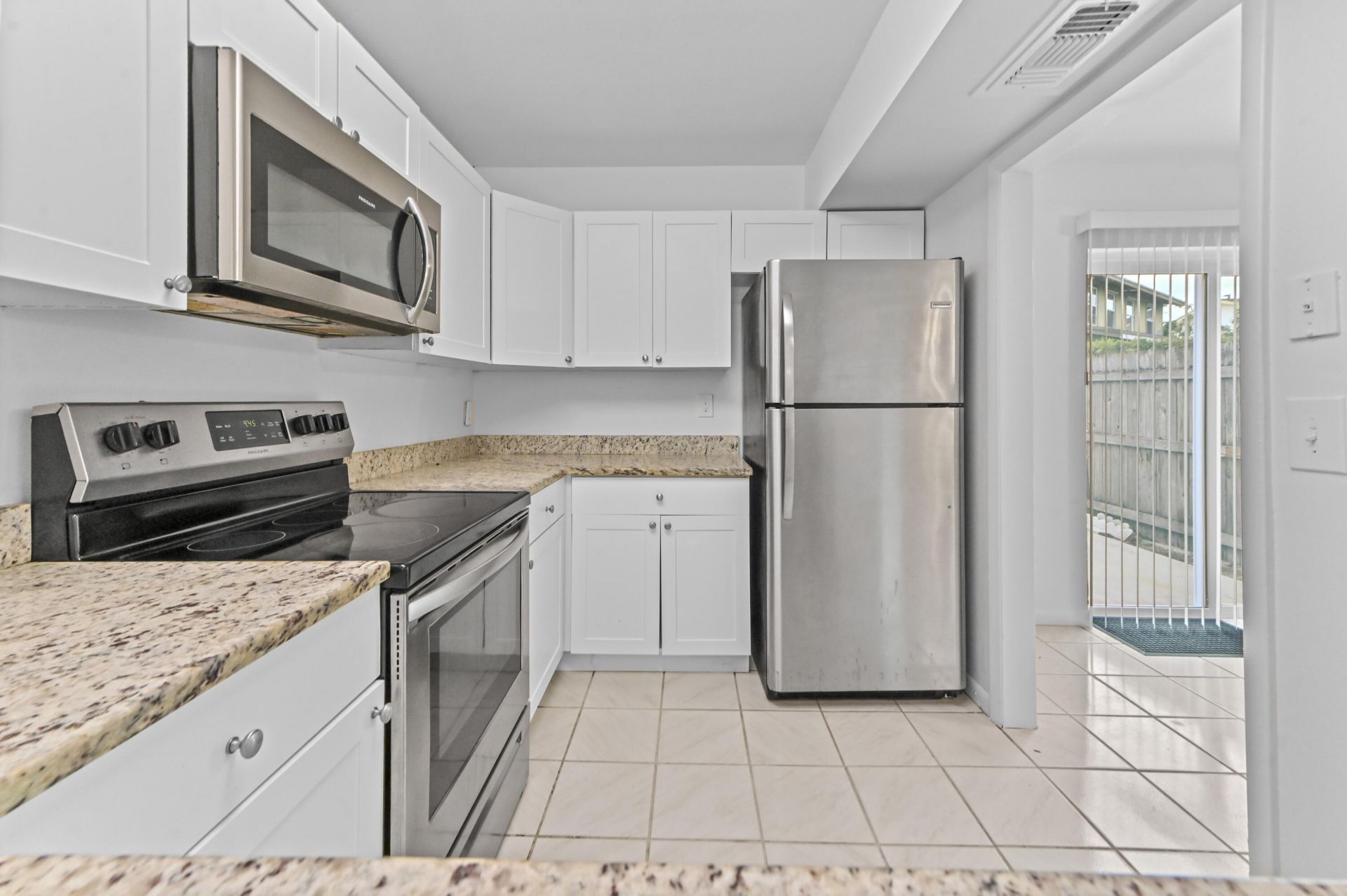 8600 Uranus Terrace, West Palm Beach, FL 33403 Photo