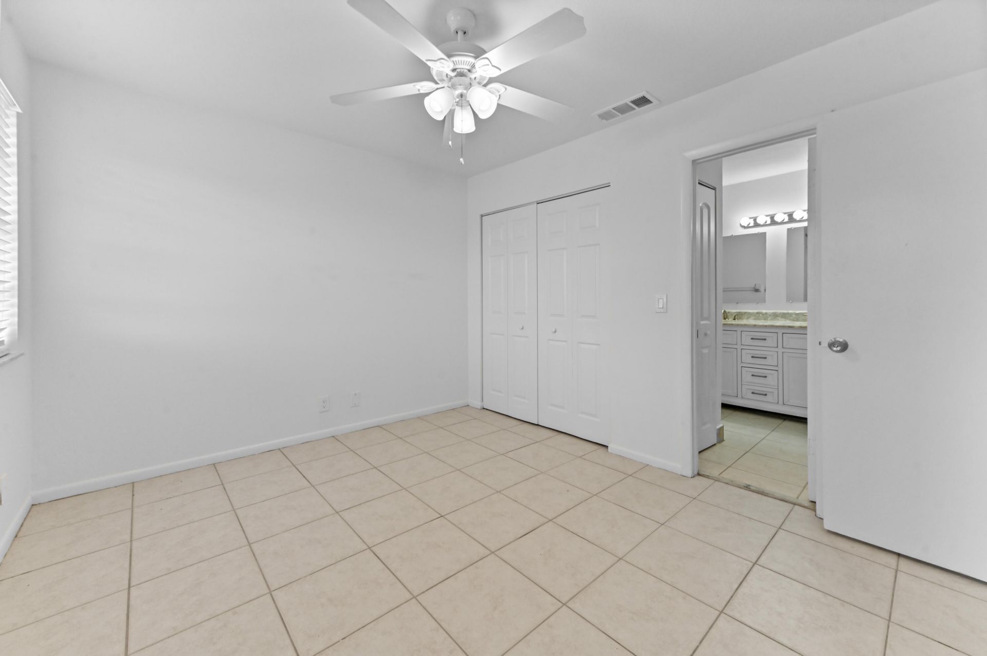 8600 Uranus Terrace, West Palm Beach, FL 33403 Photo