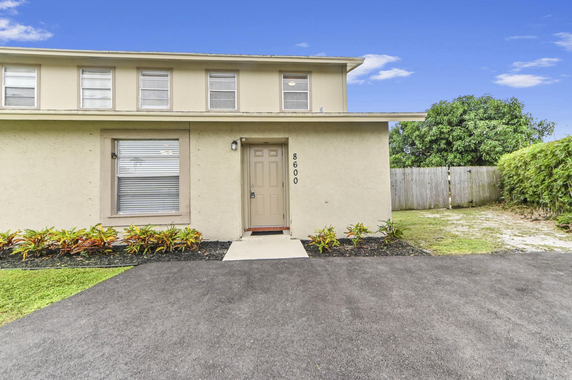 8600 Uranus Terrace, West Palm Beach, FL 33403 Photo
