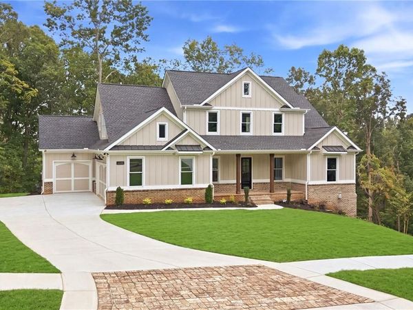 6793 Winding Canyon Road , Flowery Branch, GA 30542