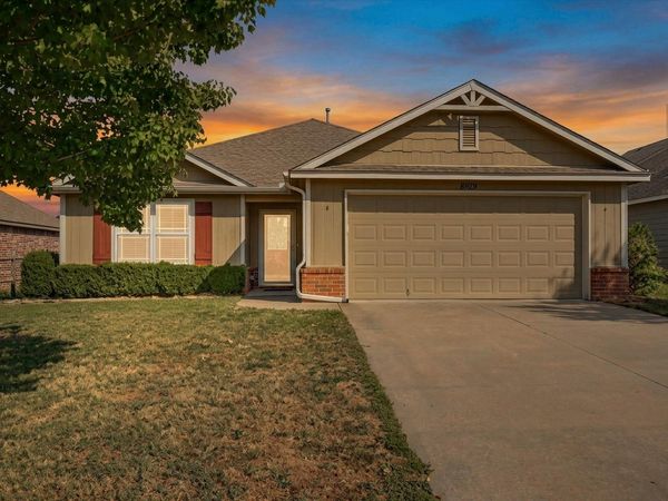8929 S 254th East Avenue, Broken Arrow, OK 74014