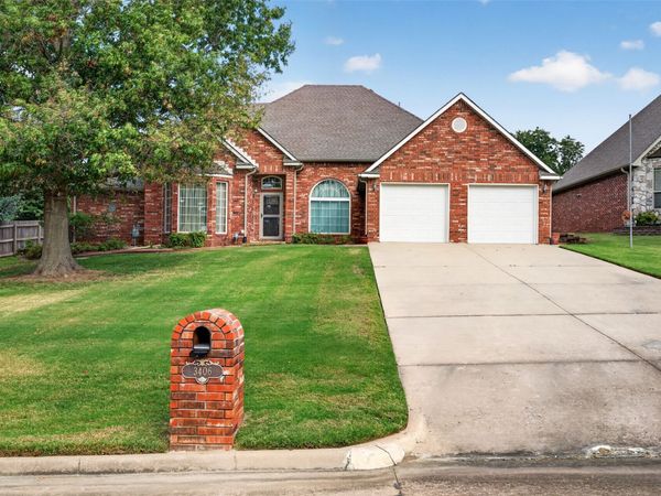 3406 Heritage Drive , Claremore, OK 74019