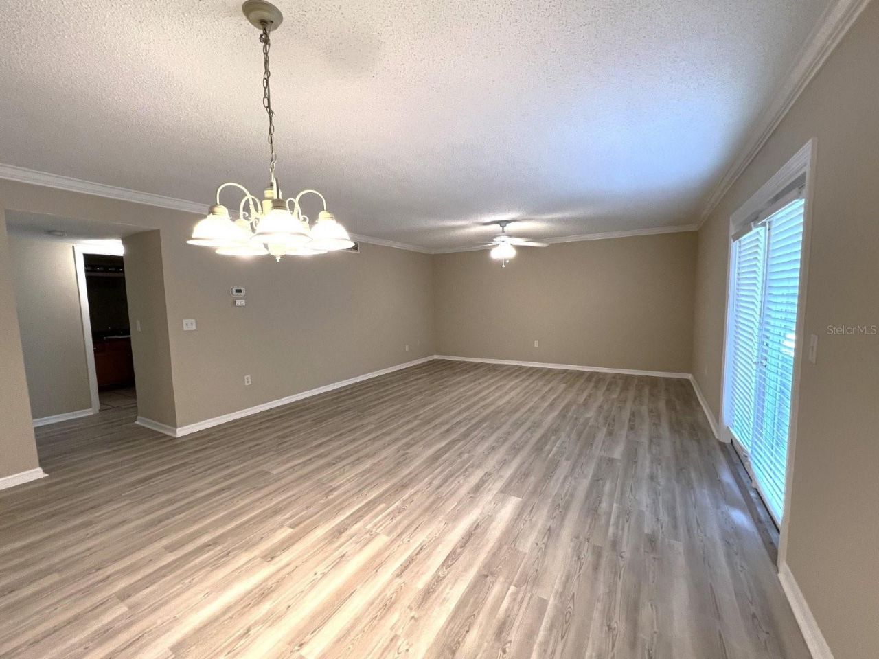 1877 Toucan Way , Unit 402, Sarasota, FL 34232 Photo