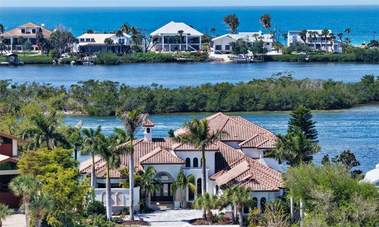 275 Lookout Point Drive, Osprey, FL 34229 Photo