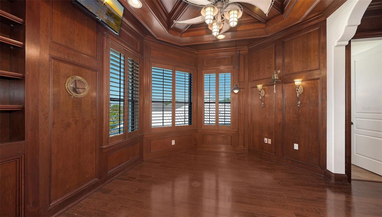 275 Lookout Point Drive, Osprey, FL 34229 Photo