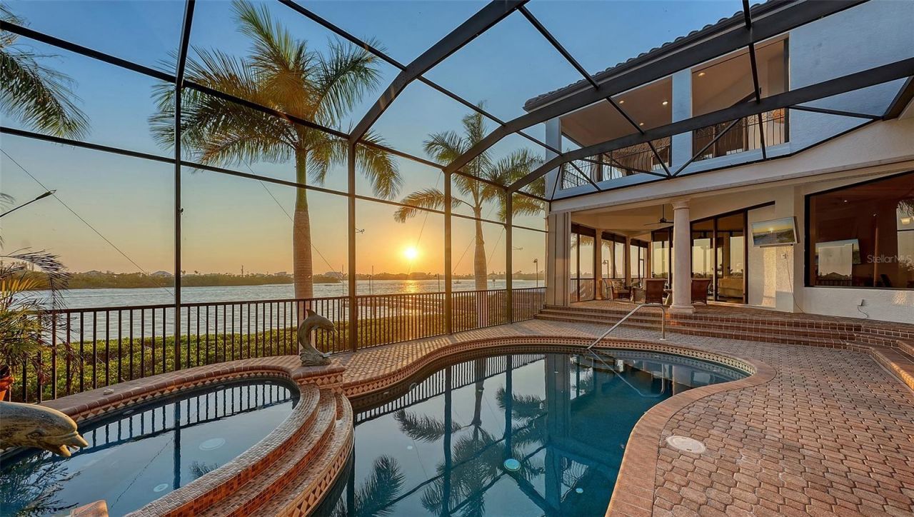 275 Lookout Point Drive, Osprey, FL 34229 Photo