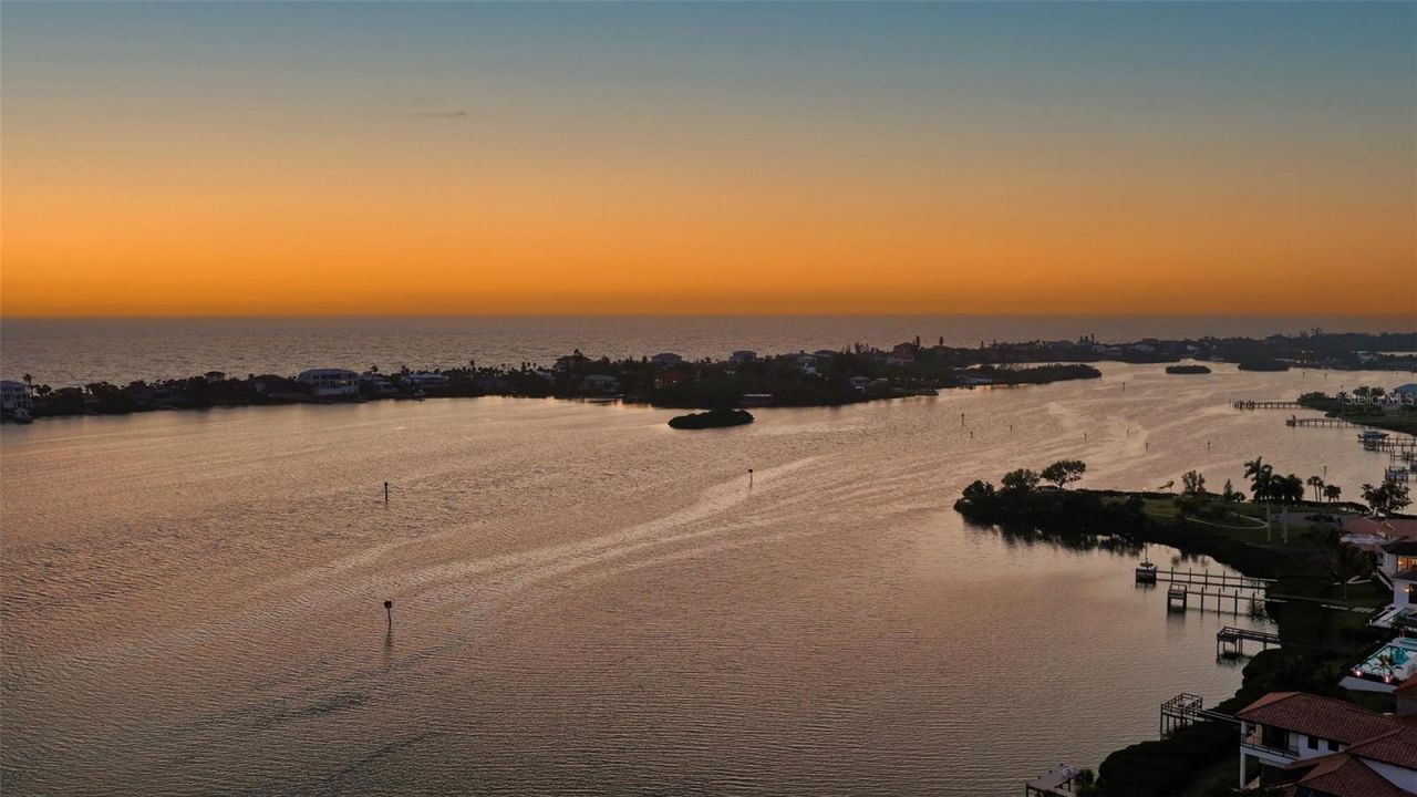 275 Lookout Point Drive, Osprey, FL 34229 Photo