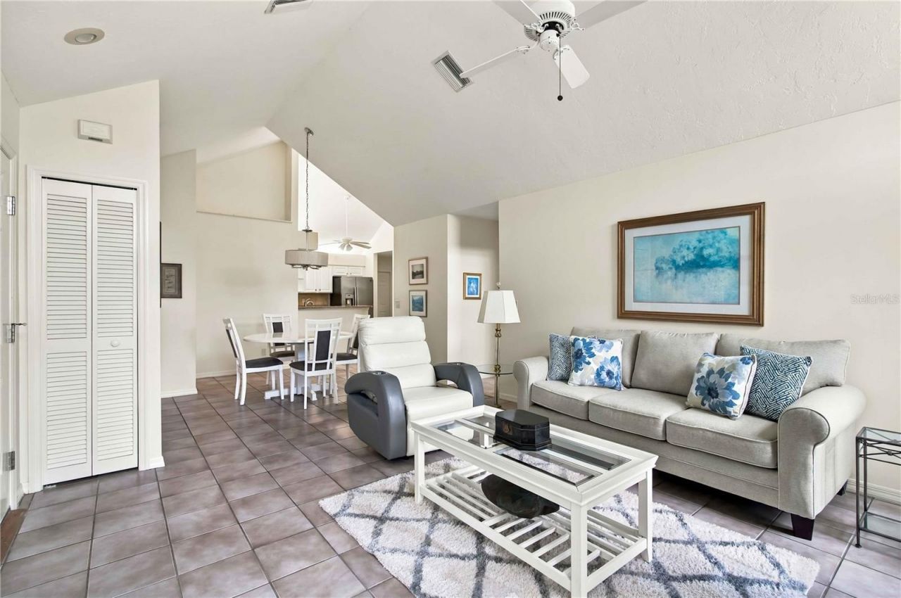 4536 Whirlaway Drive, Sarasota, FL 34233 Photo