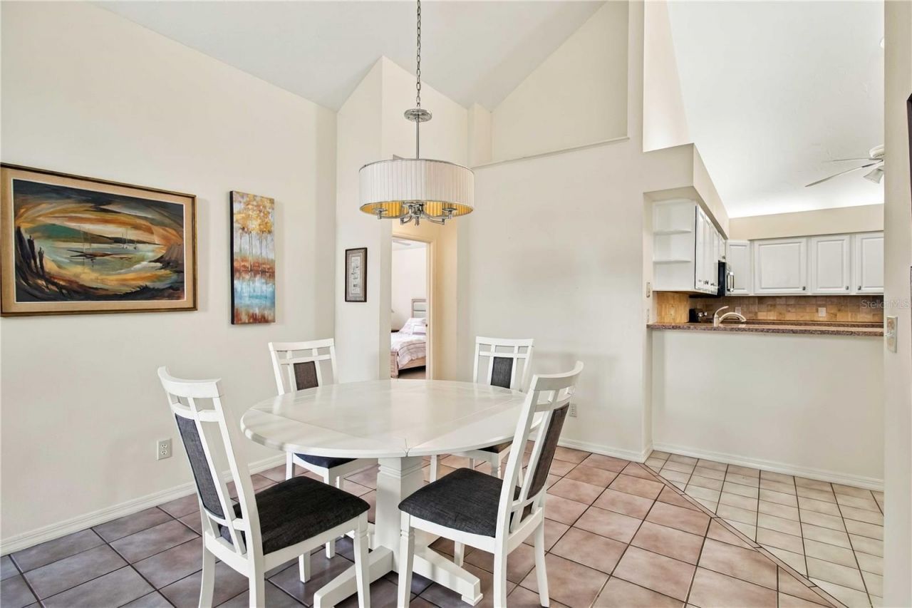 4536 Whirlaway Drive, Sarasota, FL 34233 Photo