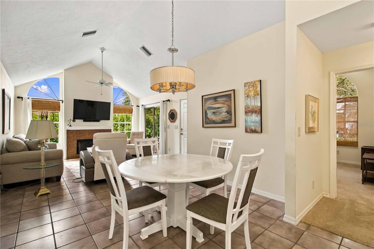 4536 Whirlaway Drive, Sarasota, FL 34233 Photo
