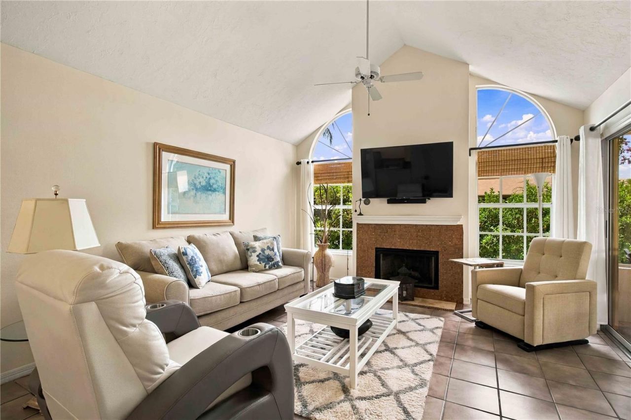 4536 Whirlaway Drive, Sarasota, FL 34233 Photo