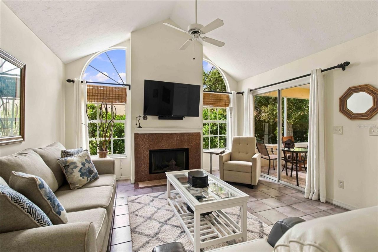 4536 Whirlaway Drive, Sarasota, FL 34233 Photo