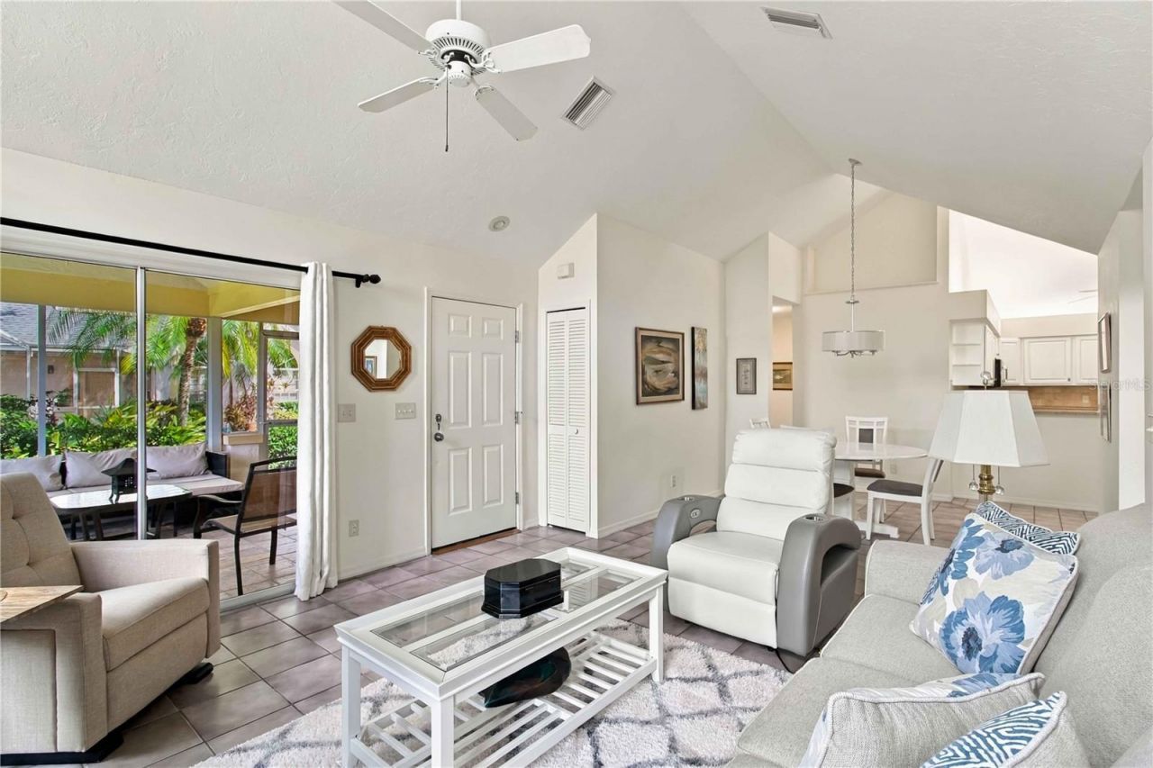 4536 Whirlaway Drive, Sarasota, FL 34233 Photo