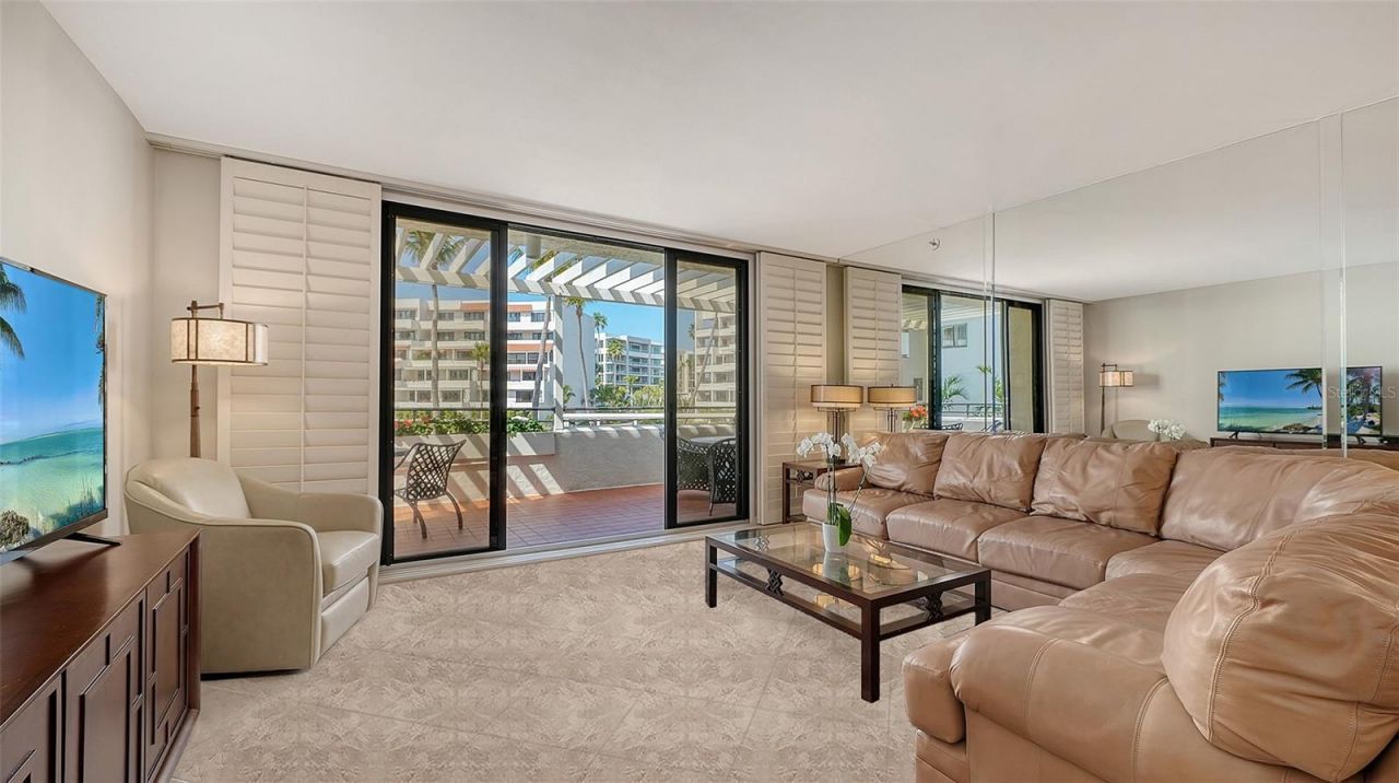 1445 Gulf Of Mexico Drive, Unit 101, Longboat Key, FL 34228 Photo