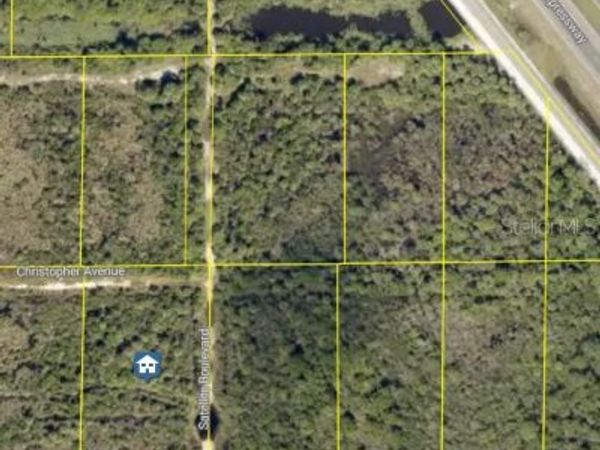 CHRISTOPHER AVENUE , COCOA, FL 32926