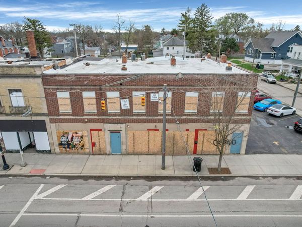 2425-2429 W Broad Street , Columbus, OH 43204