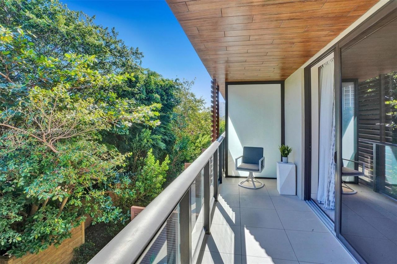 3040 N Ocean Blvd, Unit 103, Fort Lauderdale, FL 33308 Photo