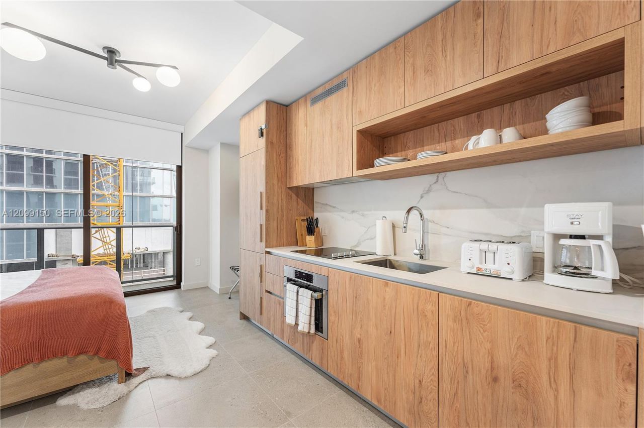 11 NE 6th St, Unit 1702, Miami, FL 33132 Photo
